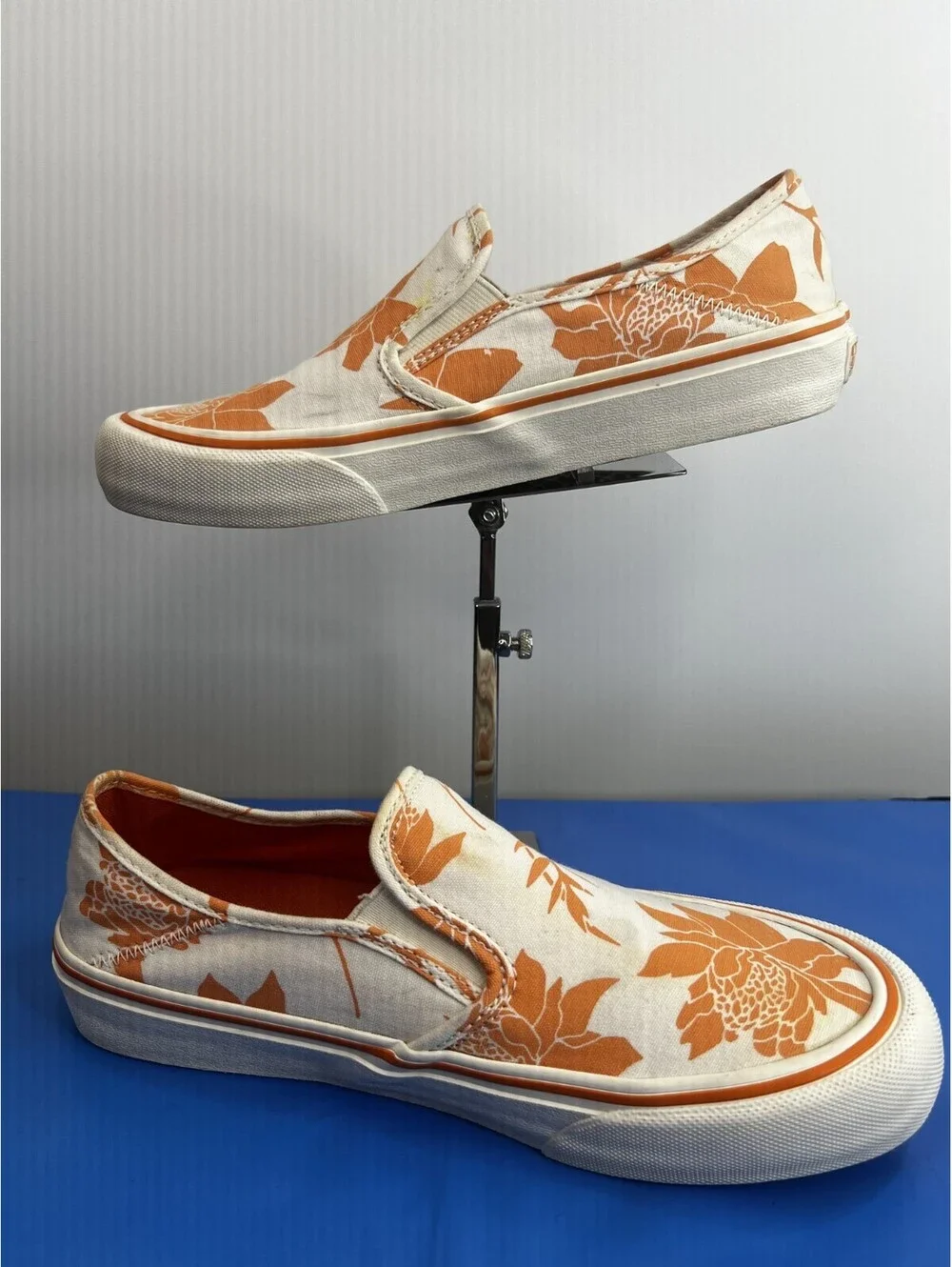 Vans Classic Slip-On Orange Floral Cream Canvas Shoes Men 7 Women 8.5